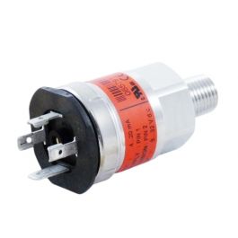 Danfoss 060G3945 Pressure Transmitter 0-145 PSI 4-20mA 1/4" NPT