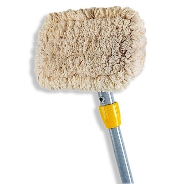 Rubbermaid Commercial 60 In Wall Washer Kit W/ Handle Two Cotton Pad (White)