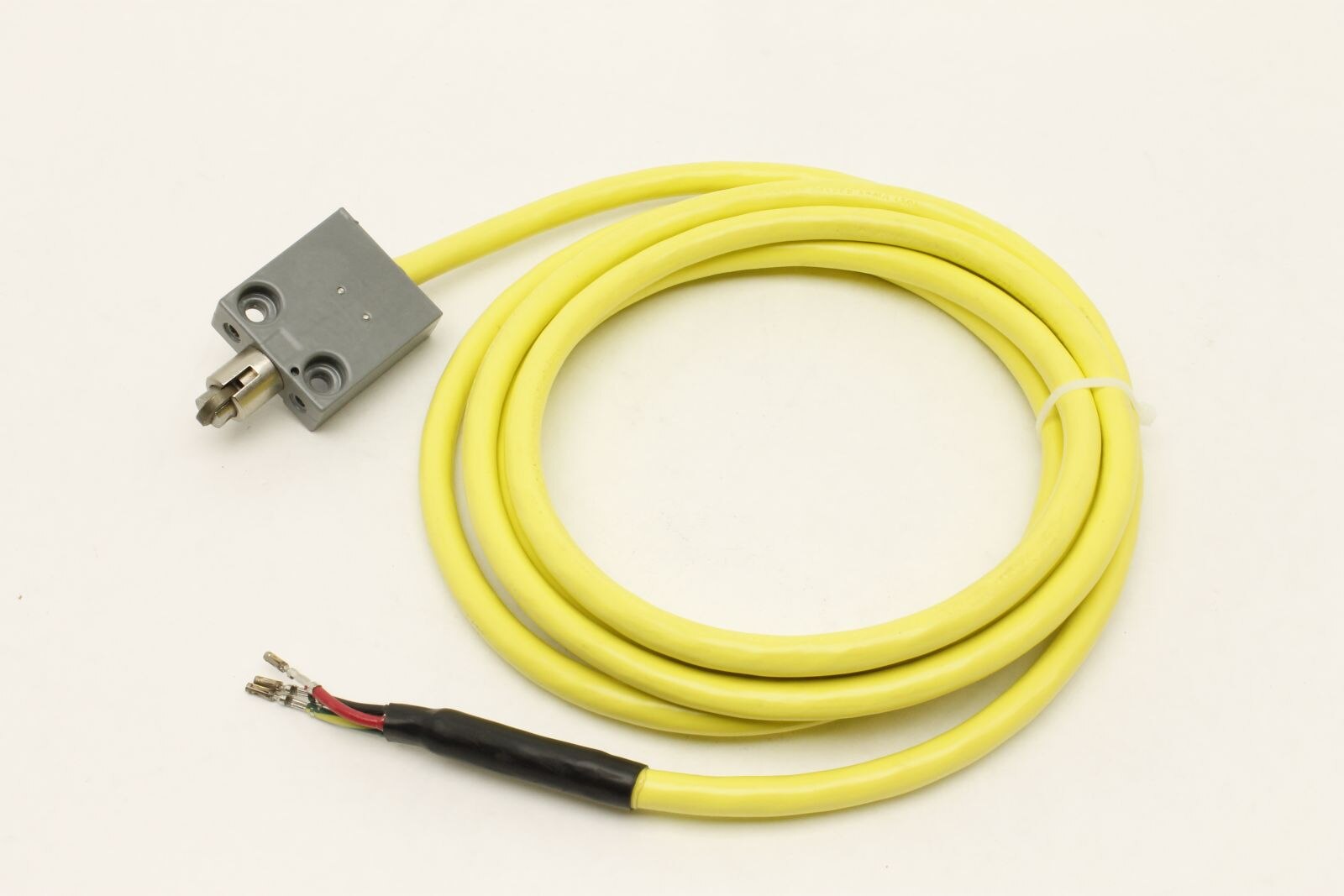 Genie Part # 94444GT – Harness, Switch, Limit Plunger