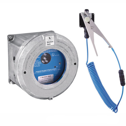 Newson Gale PLUSMUD1A3 Earth-Rite PLUS Static Ground Indicator w/ 32 ft. Coiled Cable & X90-IP Heavy Duty Clamp