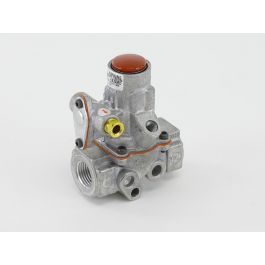 BASO Gas Products H15CB-2 1/2 Inch Auto Plt Valve -20-300F Int