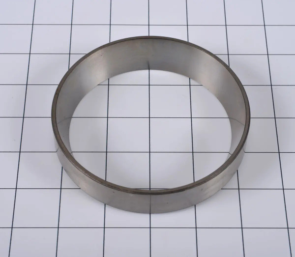 JLG Part # SN8010031 | SN-BEARING CAP, EA