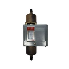 Johnson Controls P74FA-1 SPDT Differential Pressure Switch 8-60 PSI 1/4" Flare