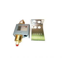 Johnson Controls P74FA-5 SPDT Differential Pressure Switch 8-60 PSI 1/4" FNPT